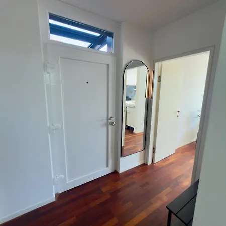 Appartement Moderne Design-wohnung Mit Bergblick & Terrasse *